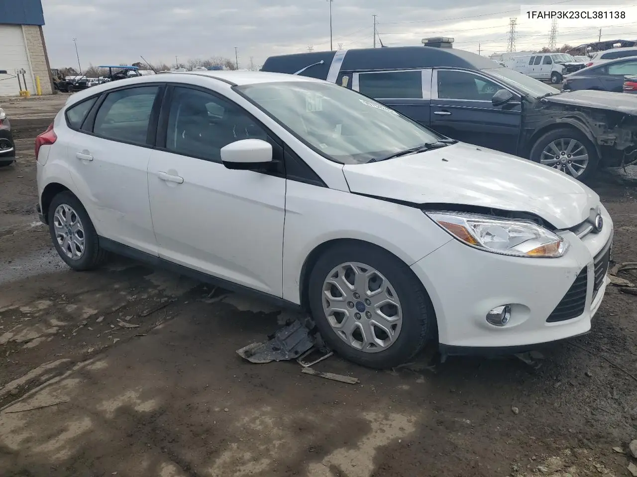 1FAHP3K23CL381138 2012 Ford Focus Se