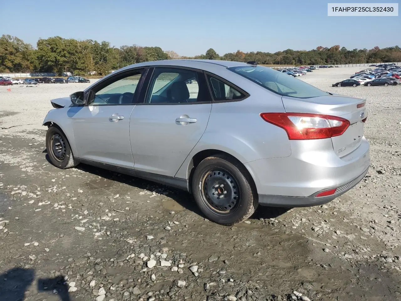 1FAHP3F25CL352430 2012 Ford Focus Se