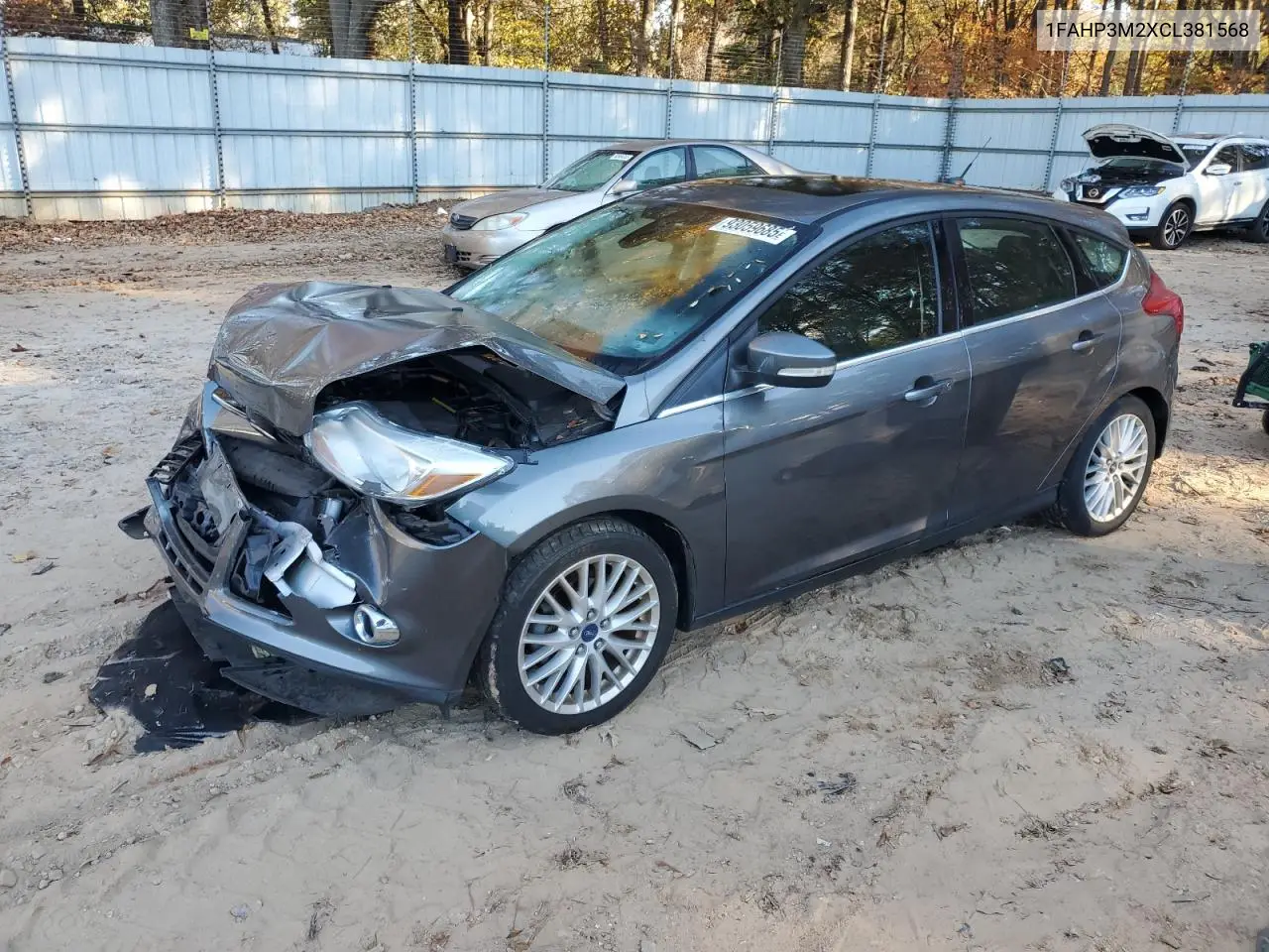 1FAHP3M2XCL381568 2012 Ford Focus Sel