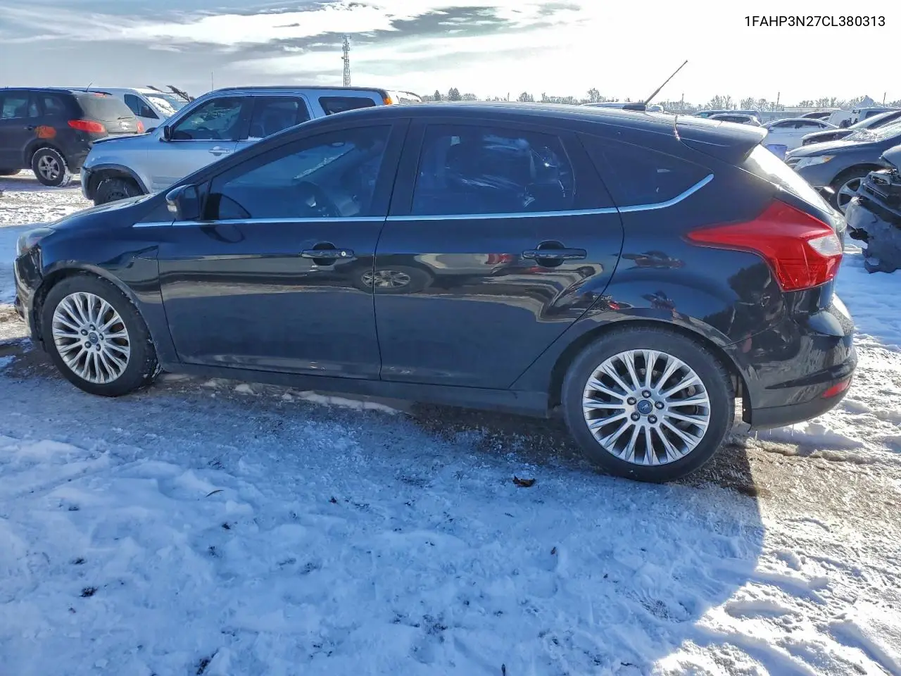 1FAHP3N27CL380313 2012 Ford Focus Titanium