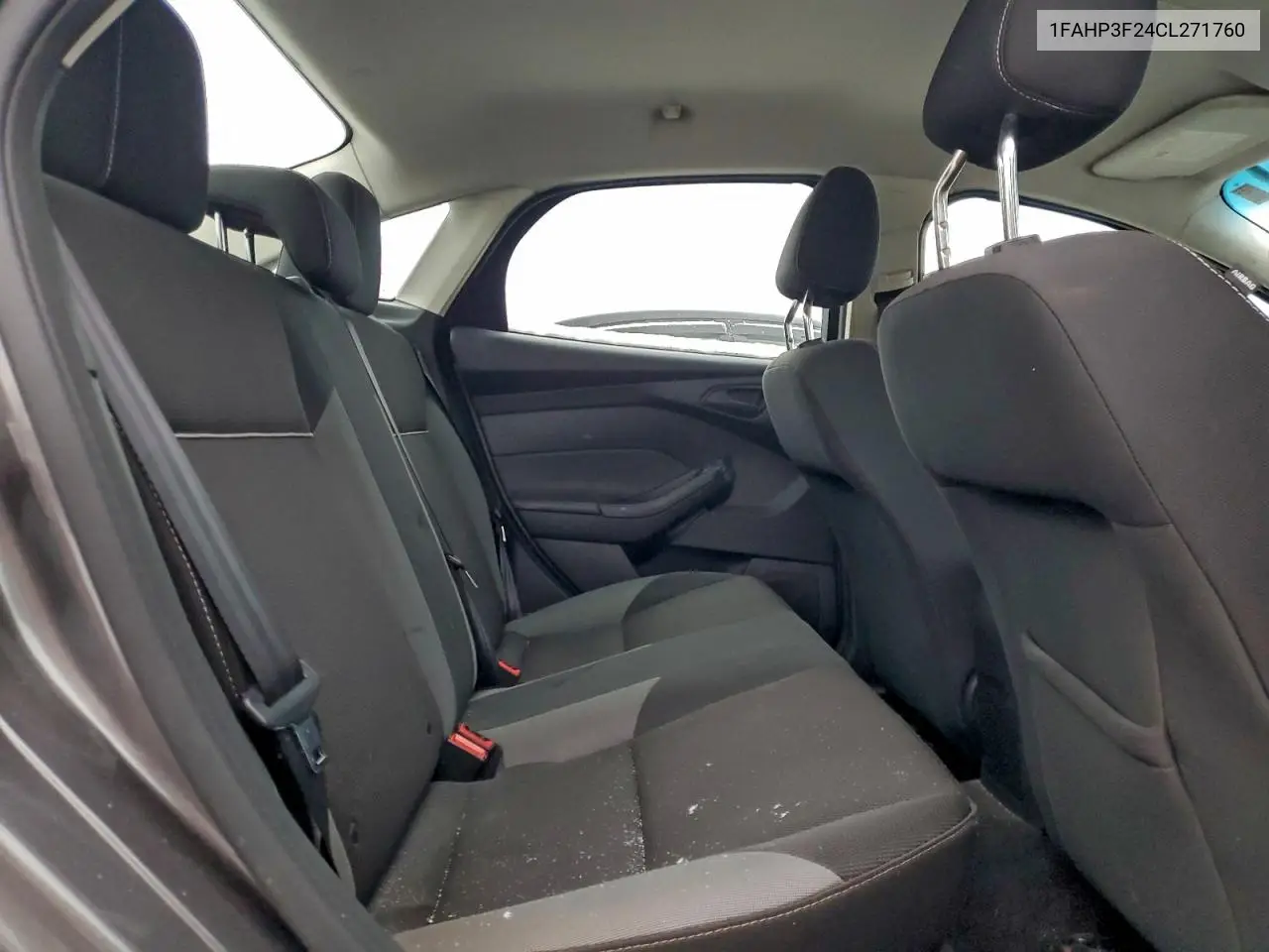 1FAHP3F24CL271760 2012 Ford Focus Se