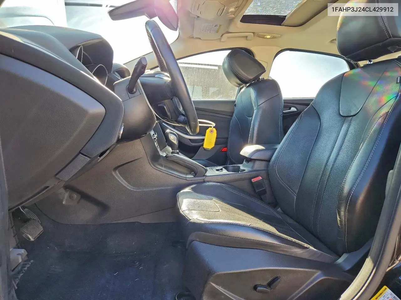1FAHP3J24CL429912 2012 Ford Focus Titanium