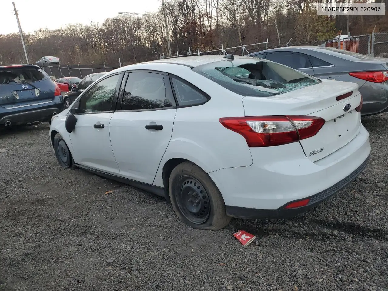 1FADP3E29DL320906 2013 Ford Focus S