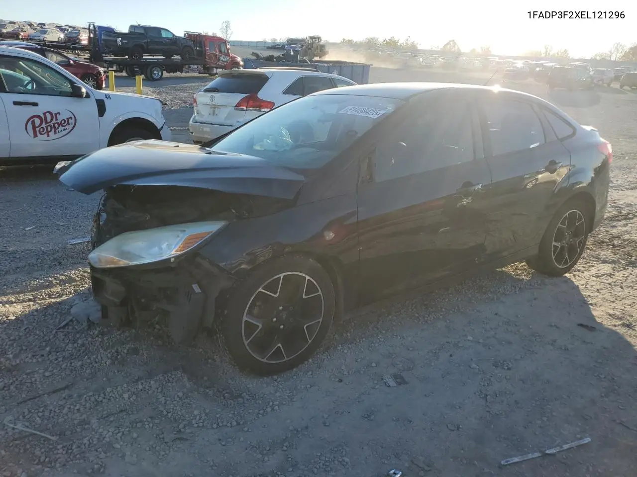 1FADP3F2XEL121296 2014 Ford Focus Se