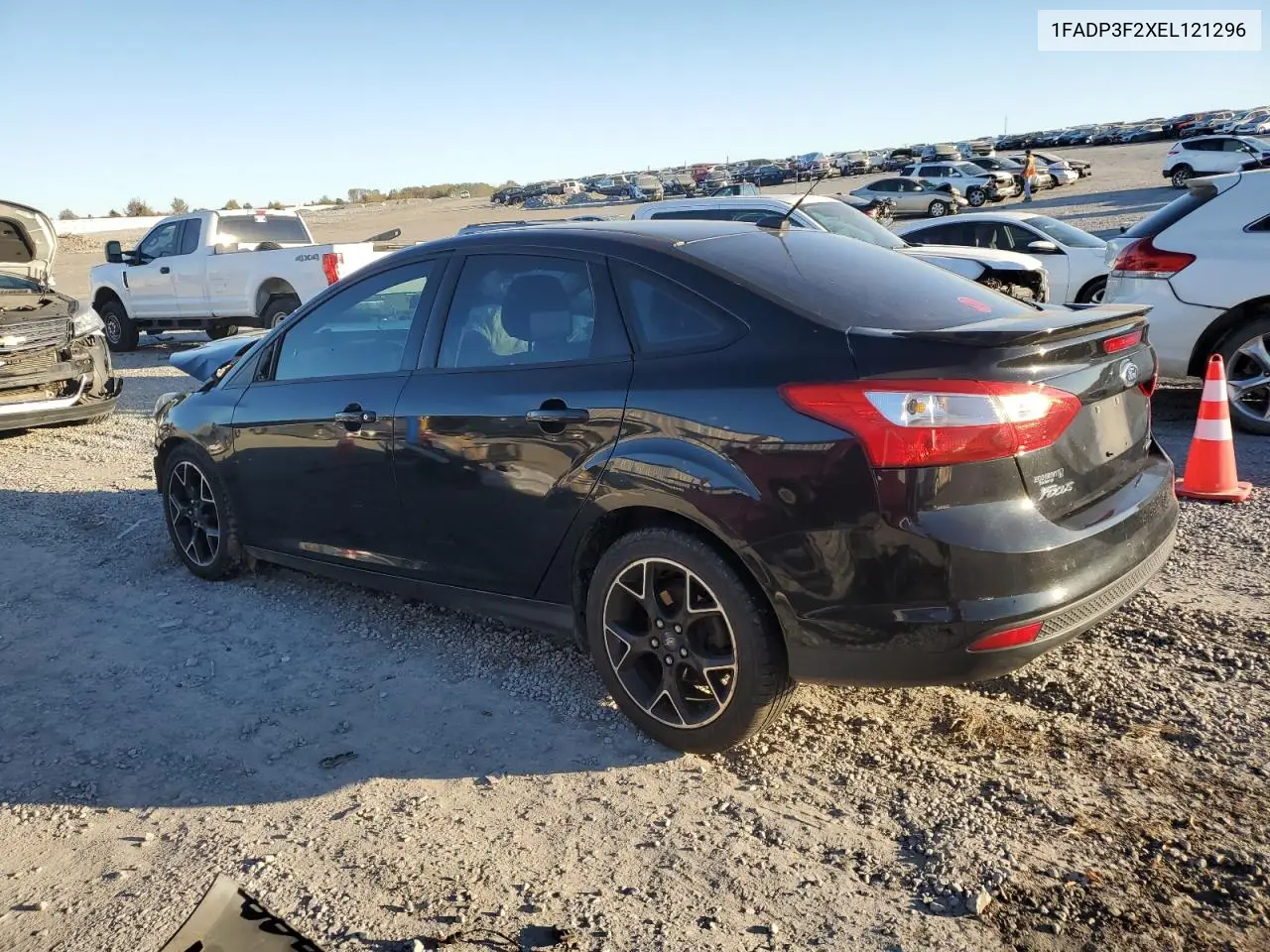 1FADP3F2XEL121296 2014 Ford Focus Se