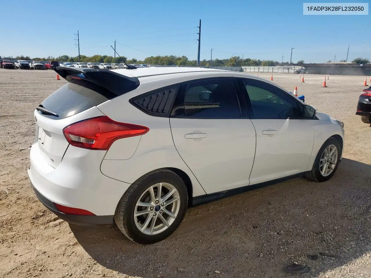 1FADP3K28FL232050 2015 Ford Focus Se