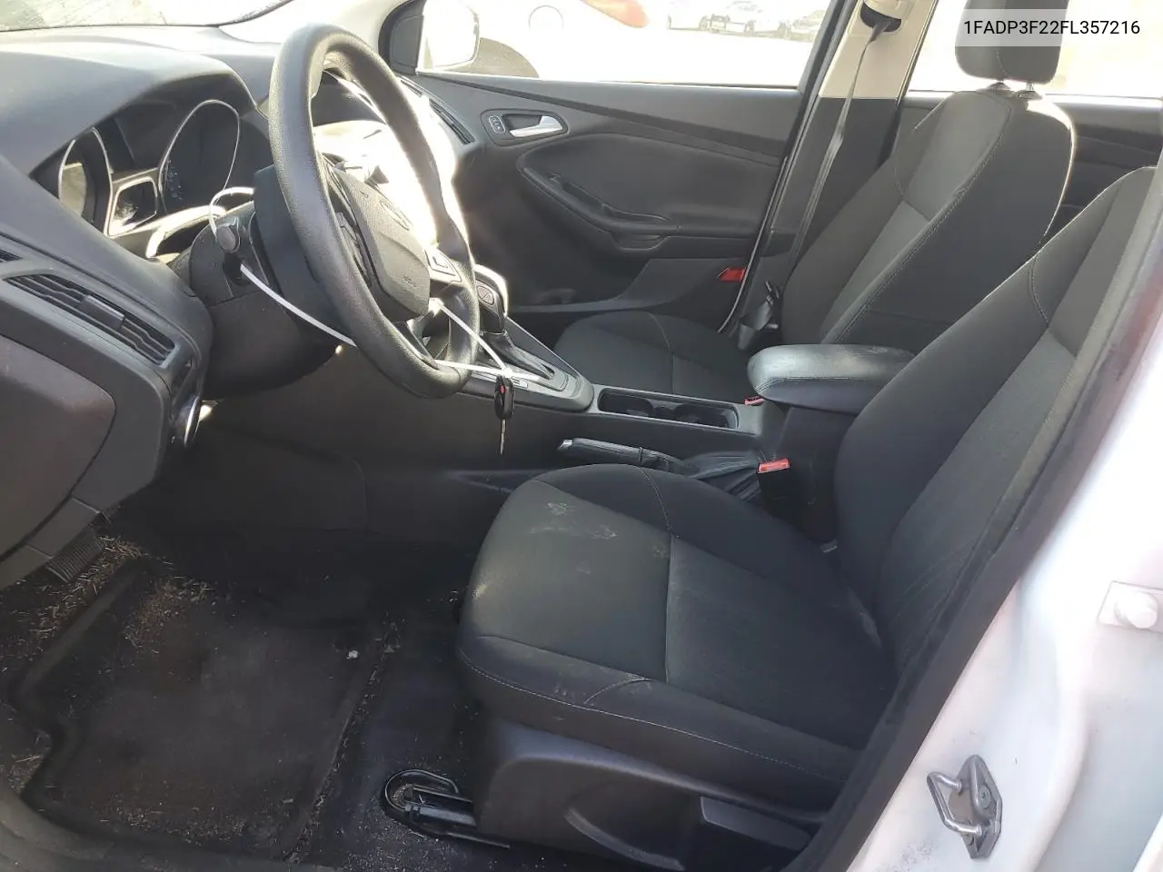1FADP3F22FL357216 2015 Ford Focus Se