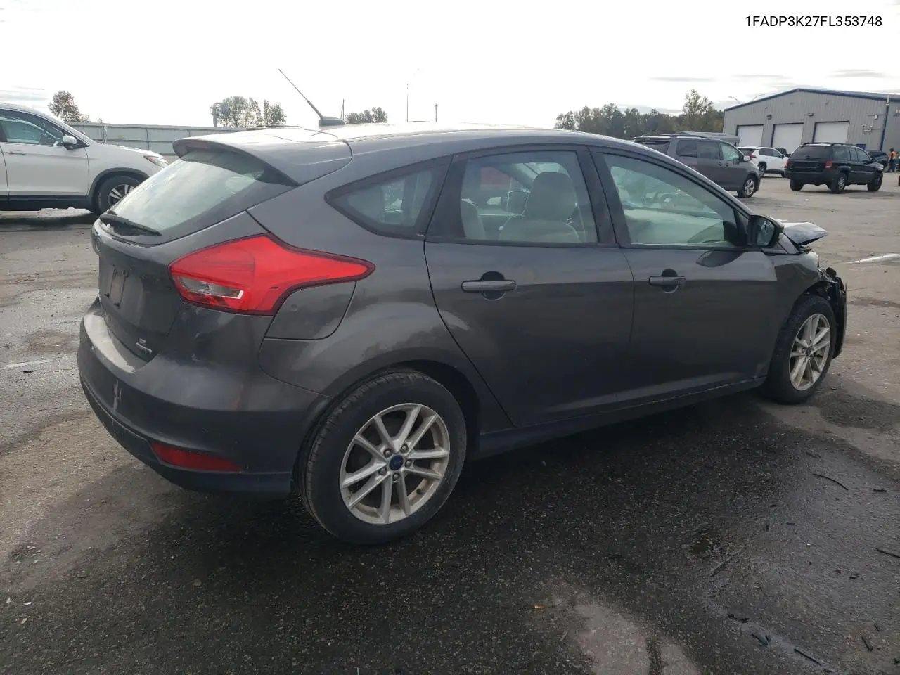 1FADP3K27FL353748 2015 Ford Focus Se