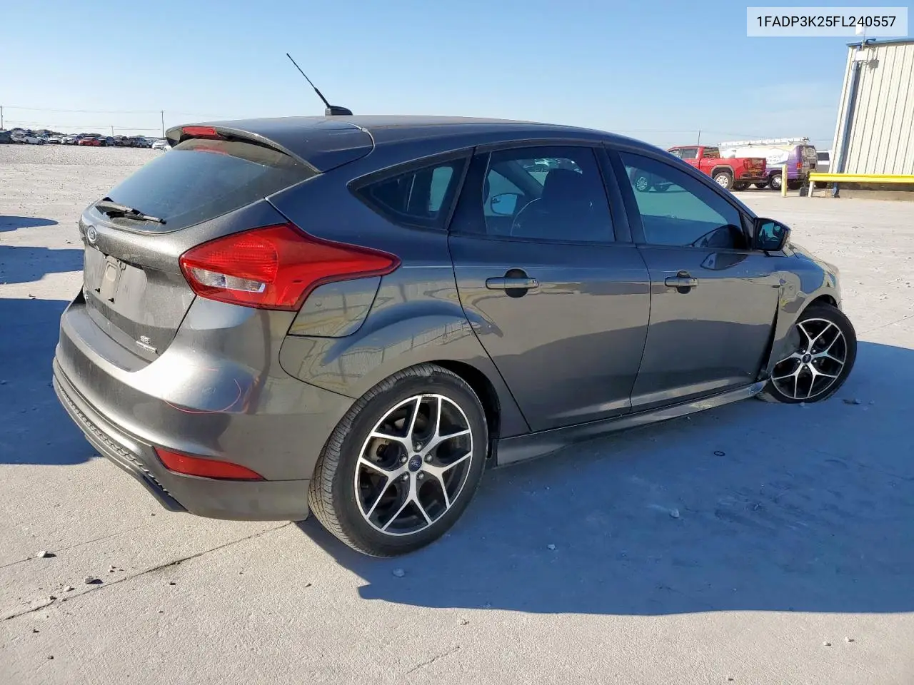 1FADP3K25FL240557 2015 Ford Focus Se
