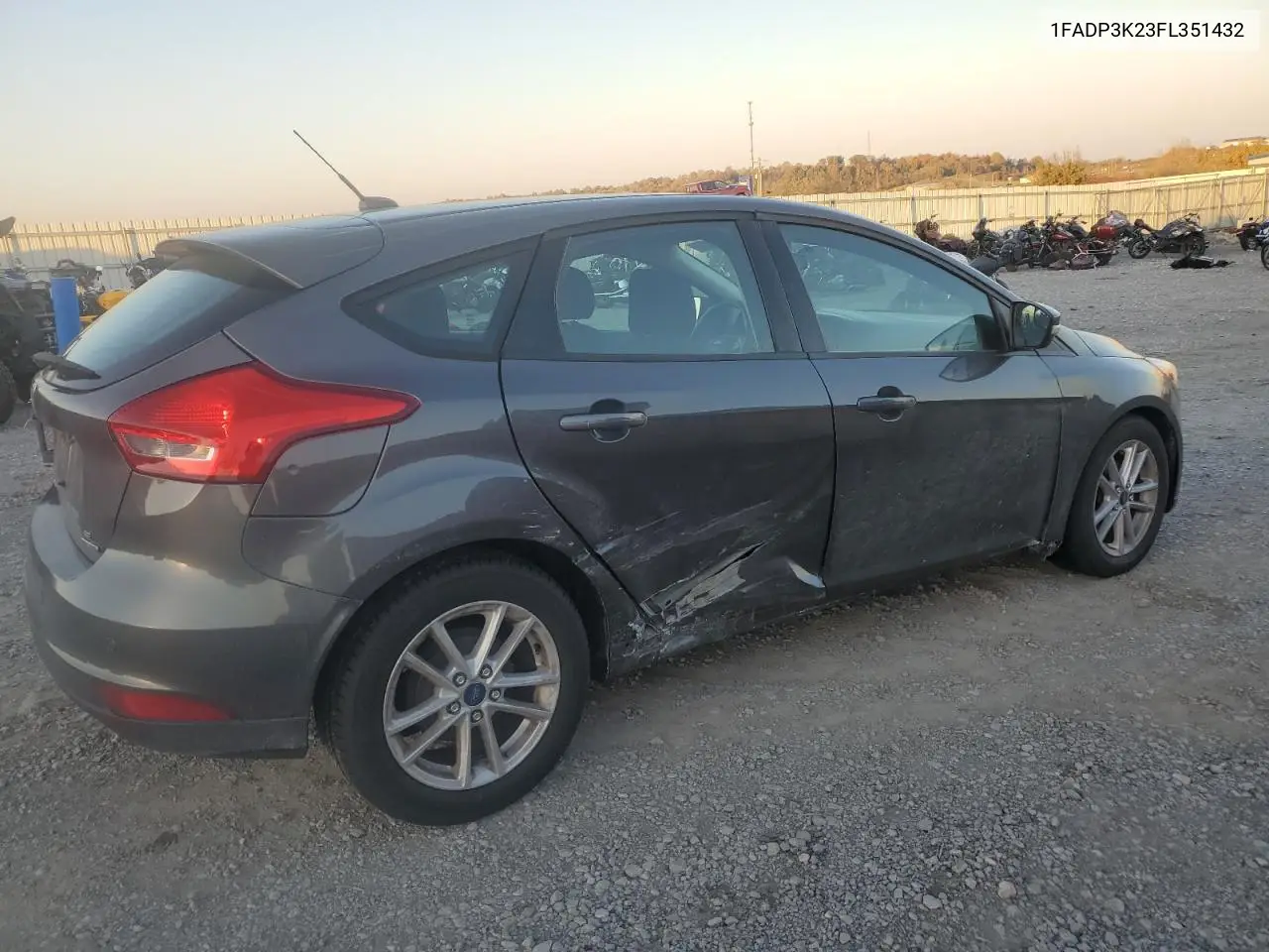 1FADP3K23FL351432 2015 Ford Focus Se