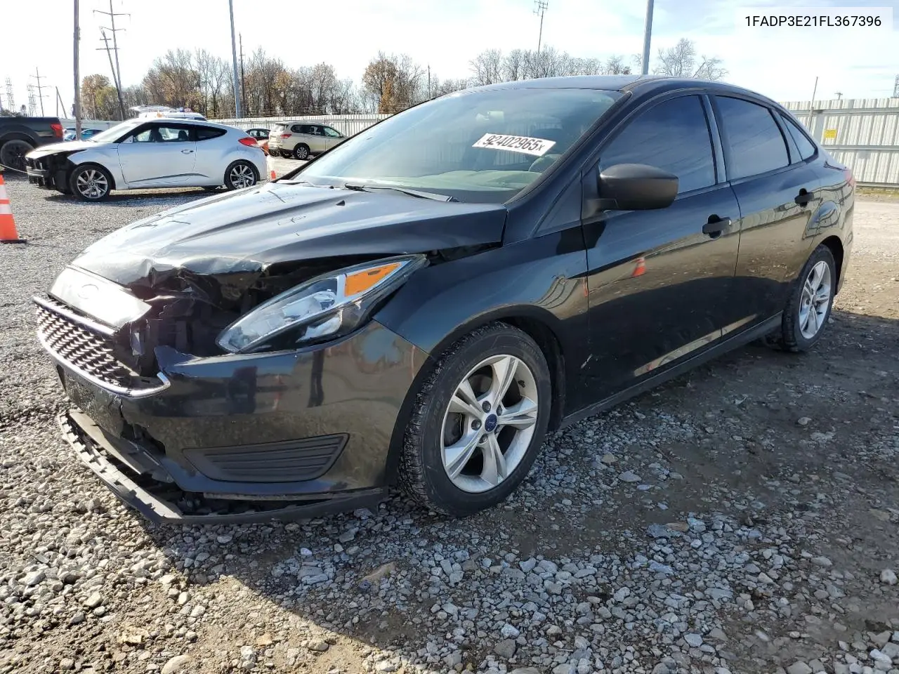 1FADP3E21FL367396 2015 Ford Focus S