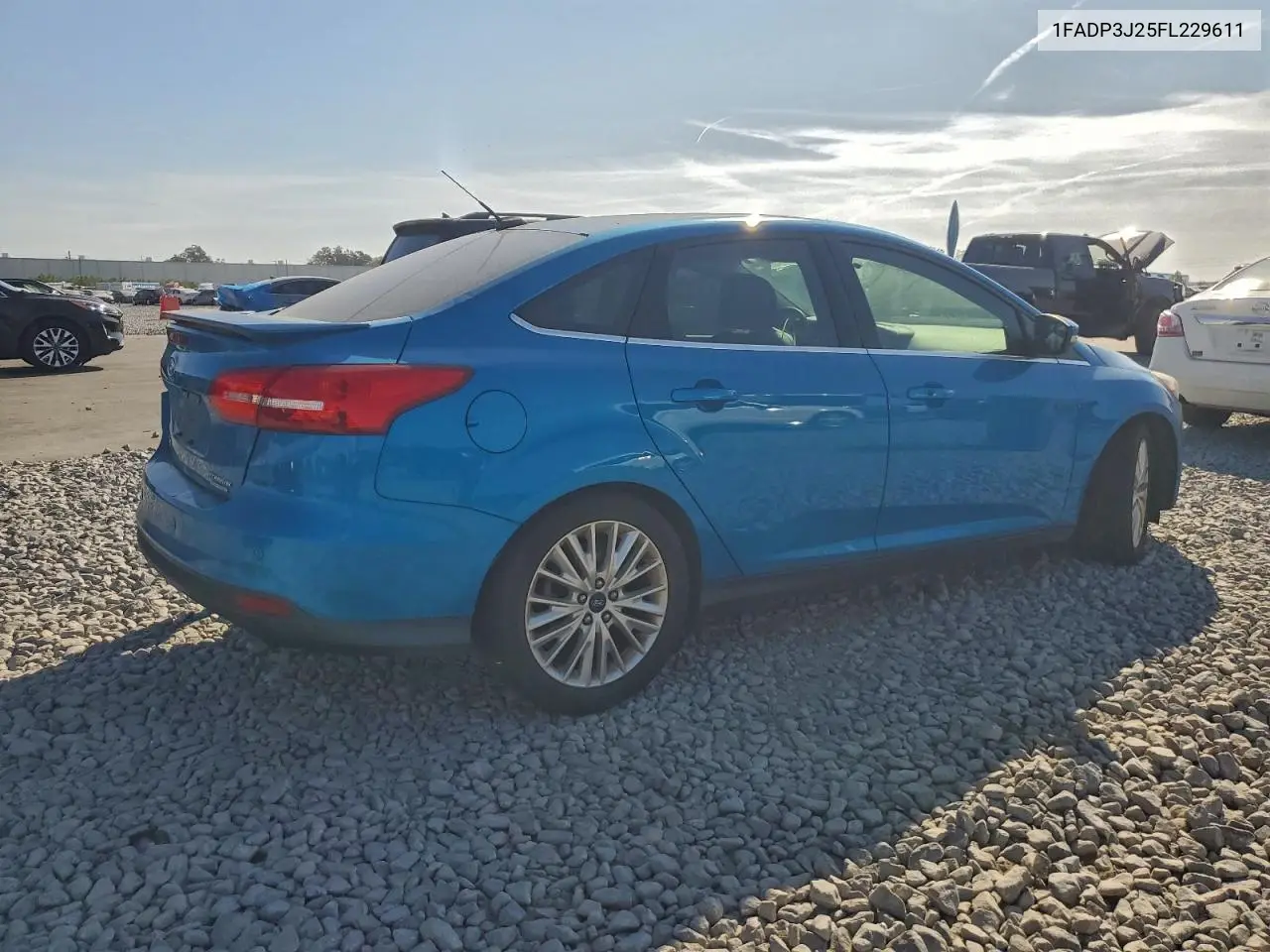 1FADP3J25FL229611 2015 Ford Focus Titanium