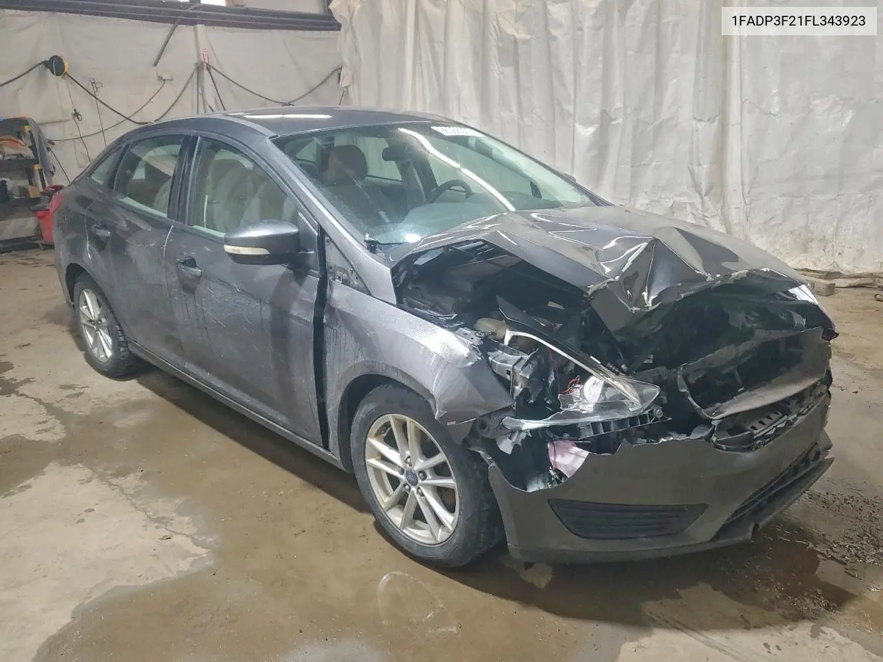 1FADP3F21FL343923 2015 Ford Focus Se