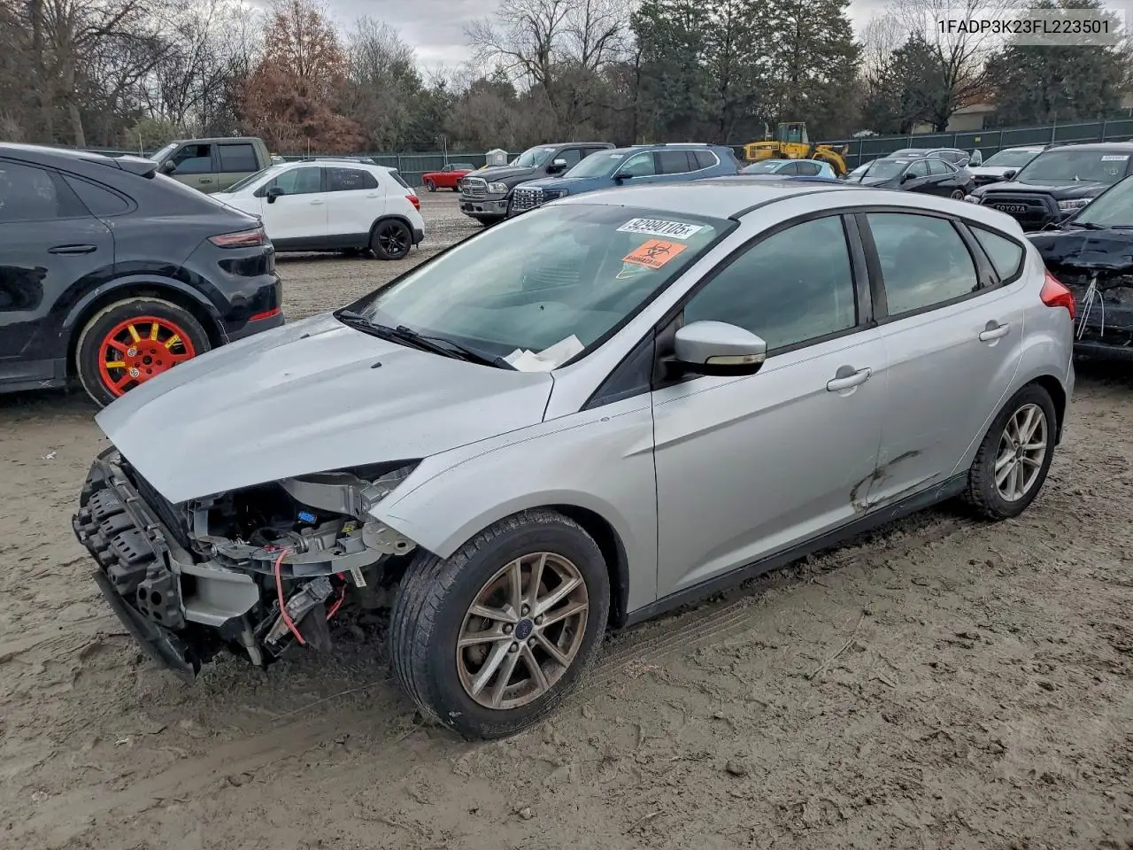 1FADP3K23FL223501 2015 Ford Focus Se
