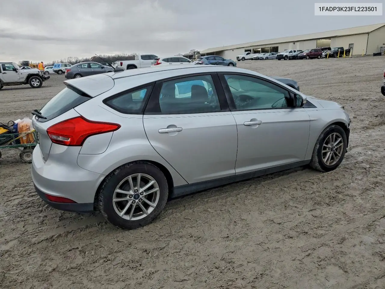 1FADP3K23FL223501 2015 Ford Focus Se