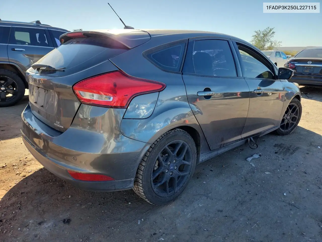 1FADP3K25GL227115 2016 Ford Focus Se