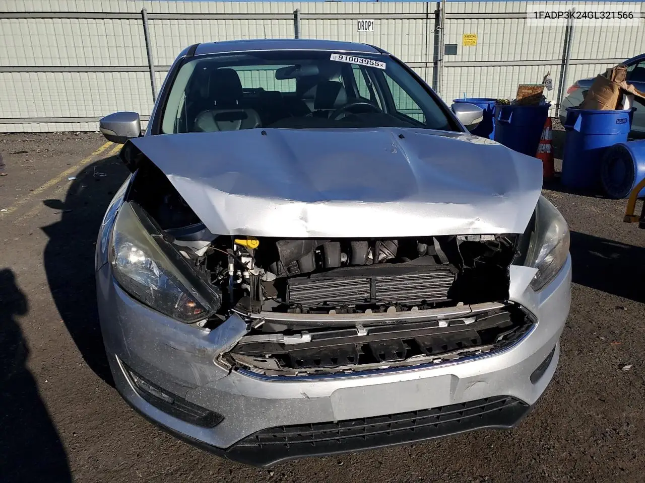 1FADP3K24GL321566 2016 Ford Focus Se