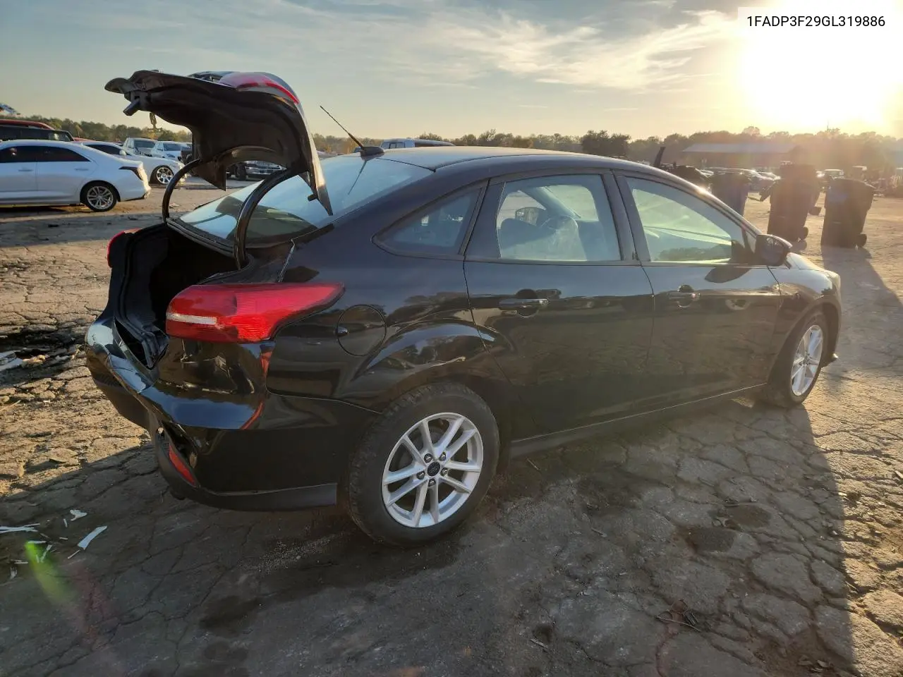 1FADP3F29GL319886 2016 Ford Focus Se