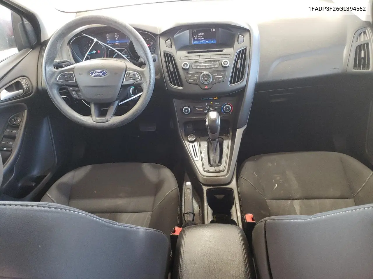 1FADP3F26GL394562 2016 Ford Focus Se