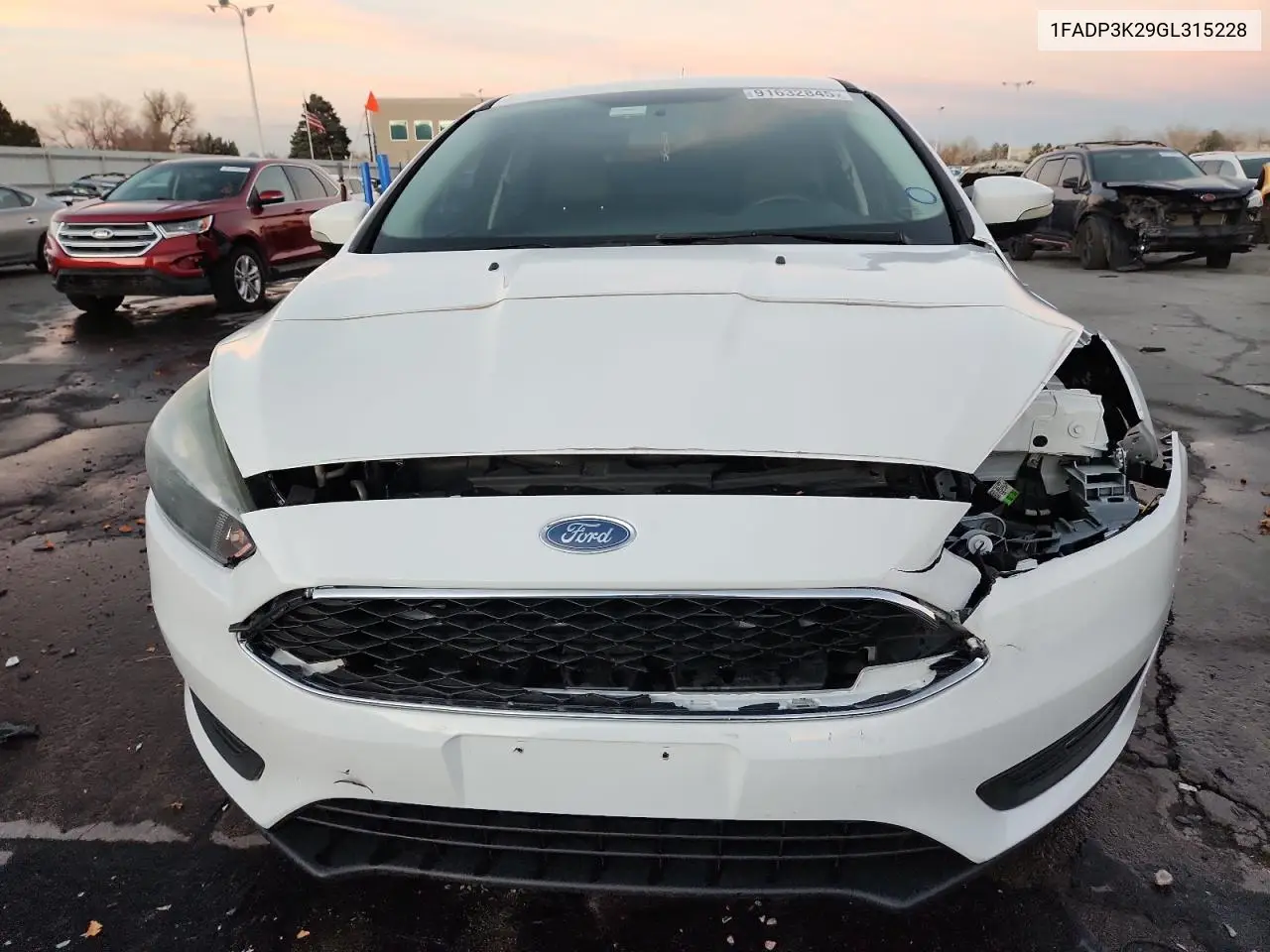1FADP3K29GL315228 2016 Ford Focus Se