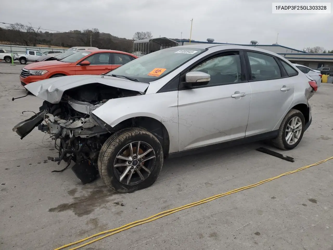 1FADP3F25GL303328 2016 Ford Focus Se