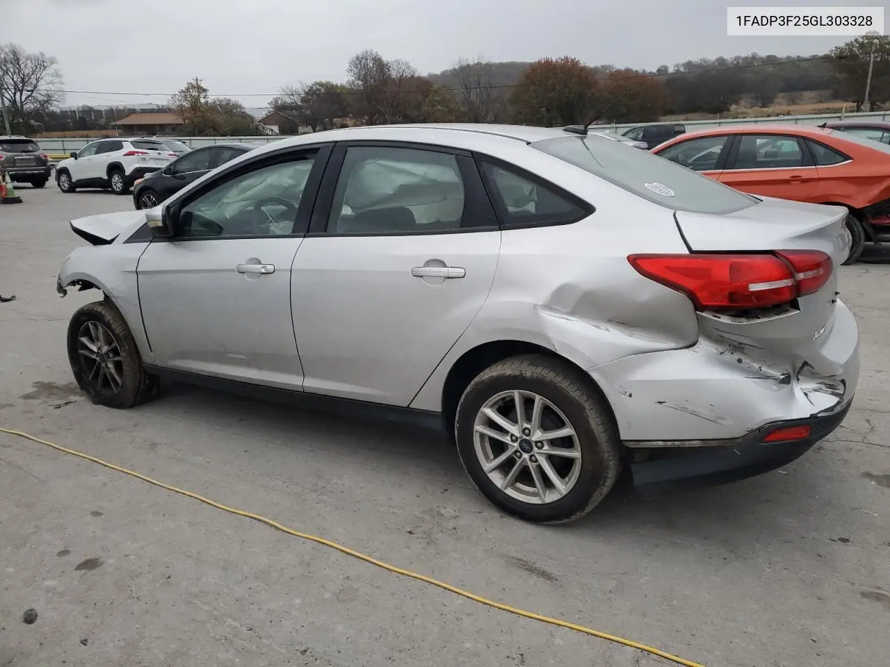 1FADP3F25GL303328 2016 Ford Focus Se