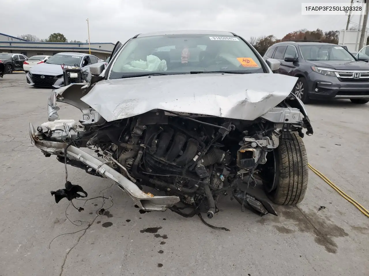 1FADP3F25GL303328 2016 Ford Focus Se