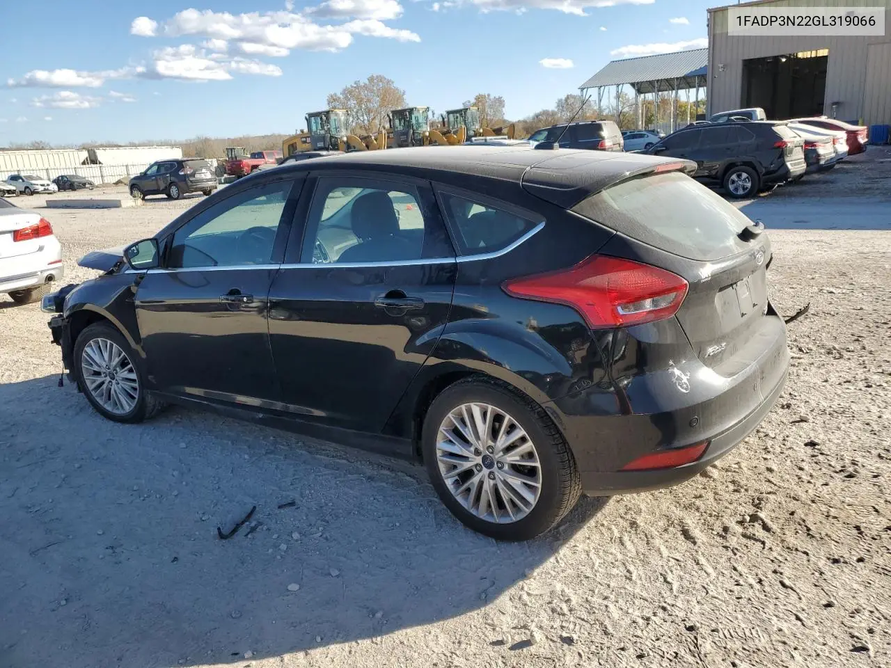 1FADP3N22GL319066 2016 Ford Focus Titanium