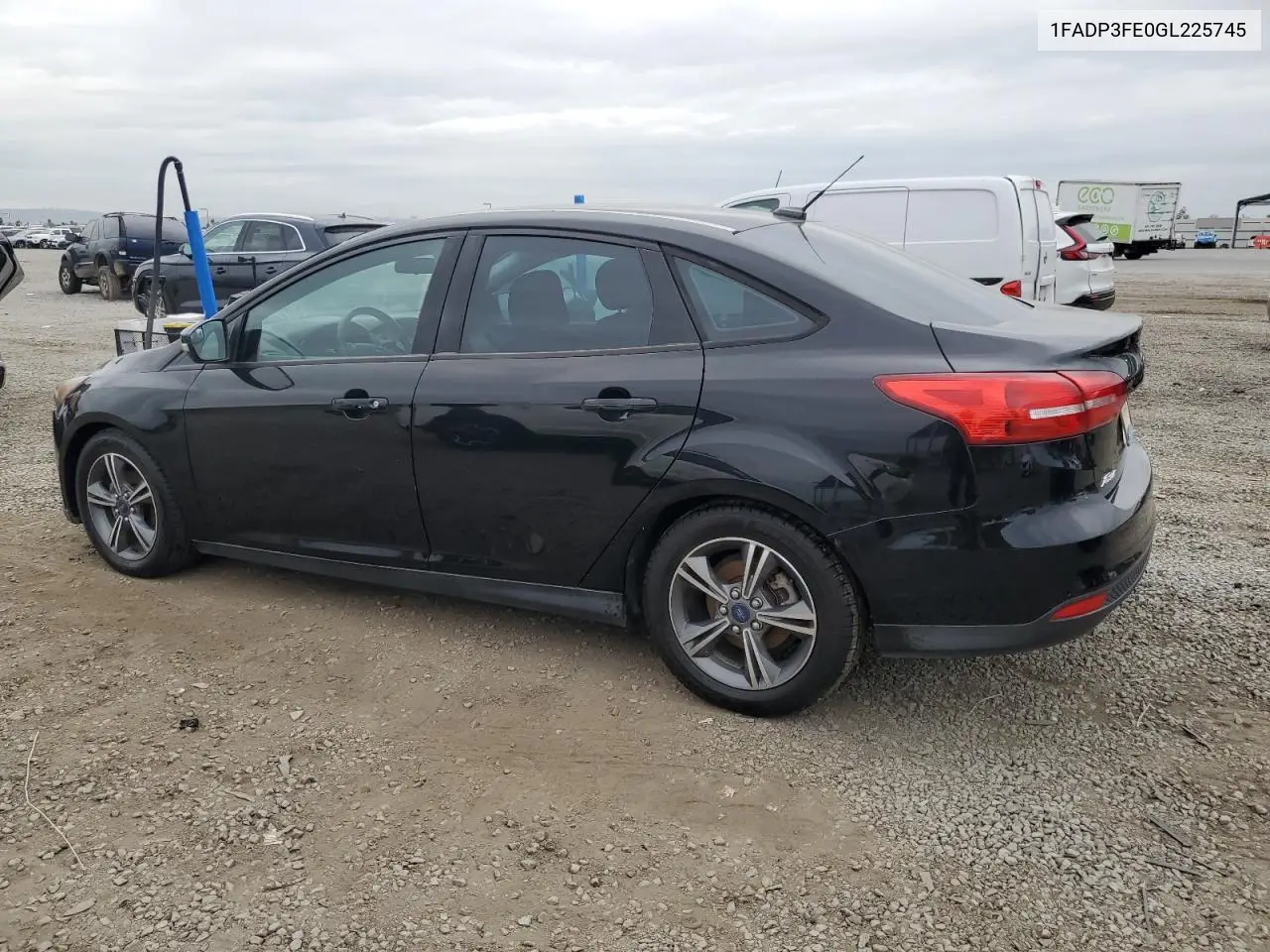 1FADP3FE0GL225745 2016 Ford Focus Se