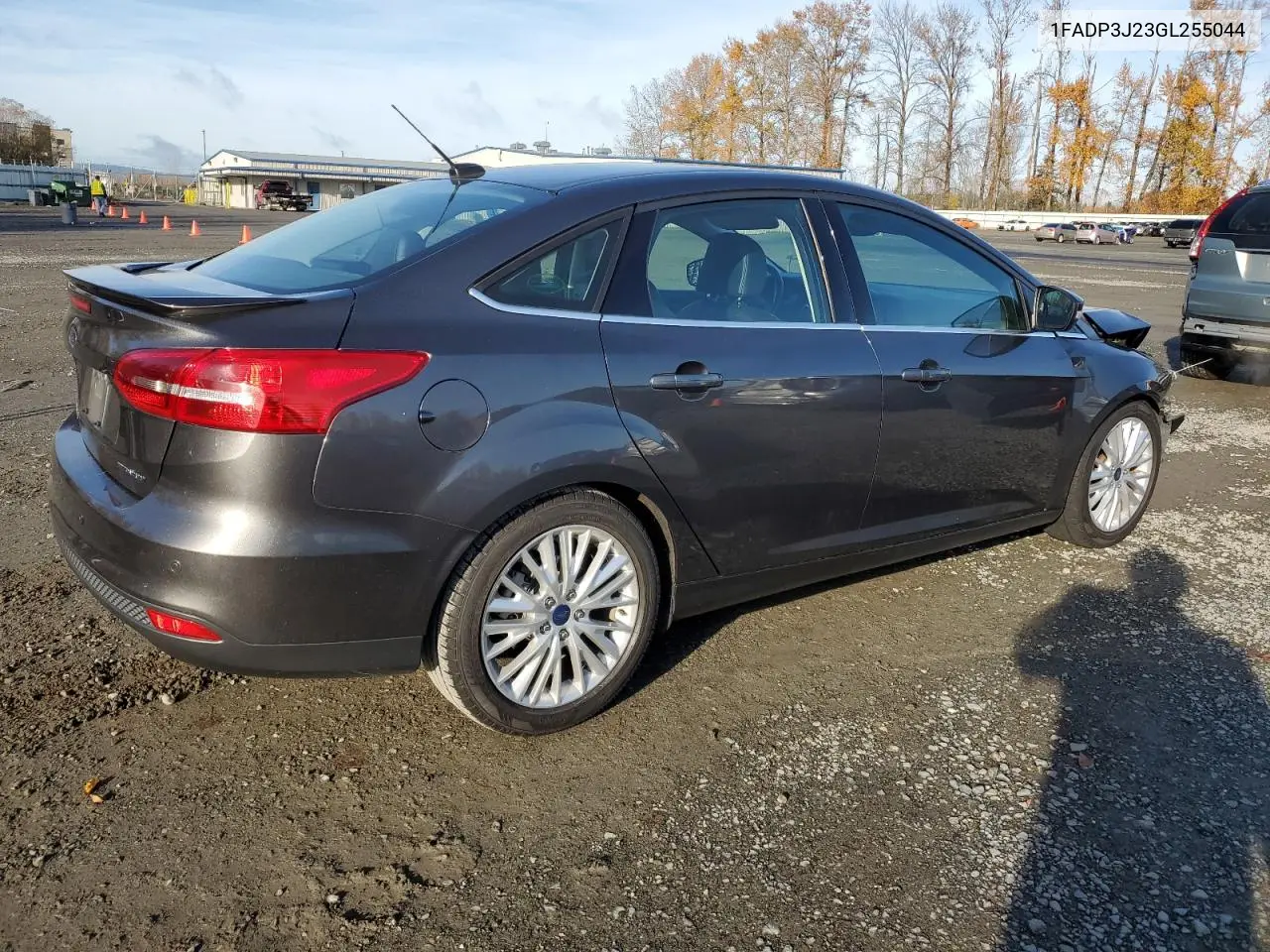 1FADP3J23GL255044 2016 Ford Focus Titanium