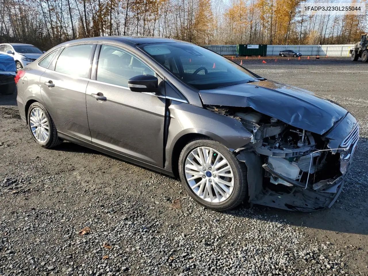 1FADP3J23GL255044 2016 Ford Focus Titanium
