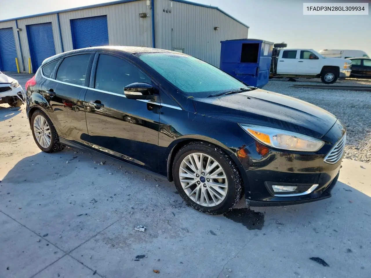1FADP3N28GL309934 2016 Ford Focus Titanium