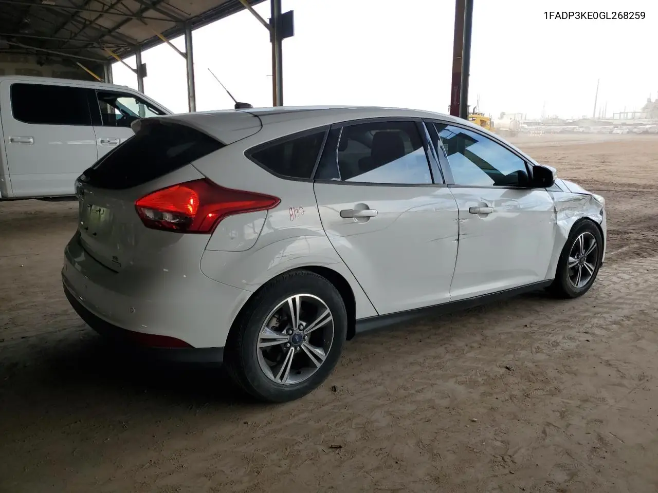 1FADP3KE0GL268259 2016 Ford Focus Se