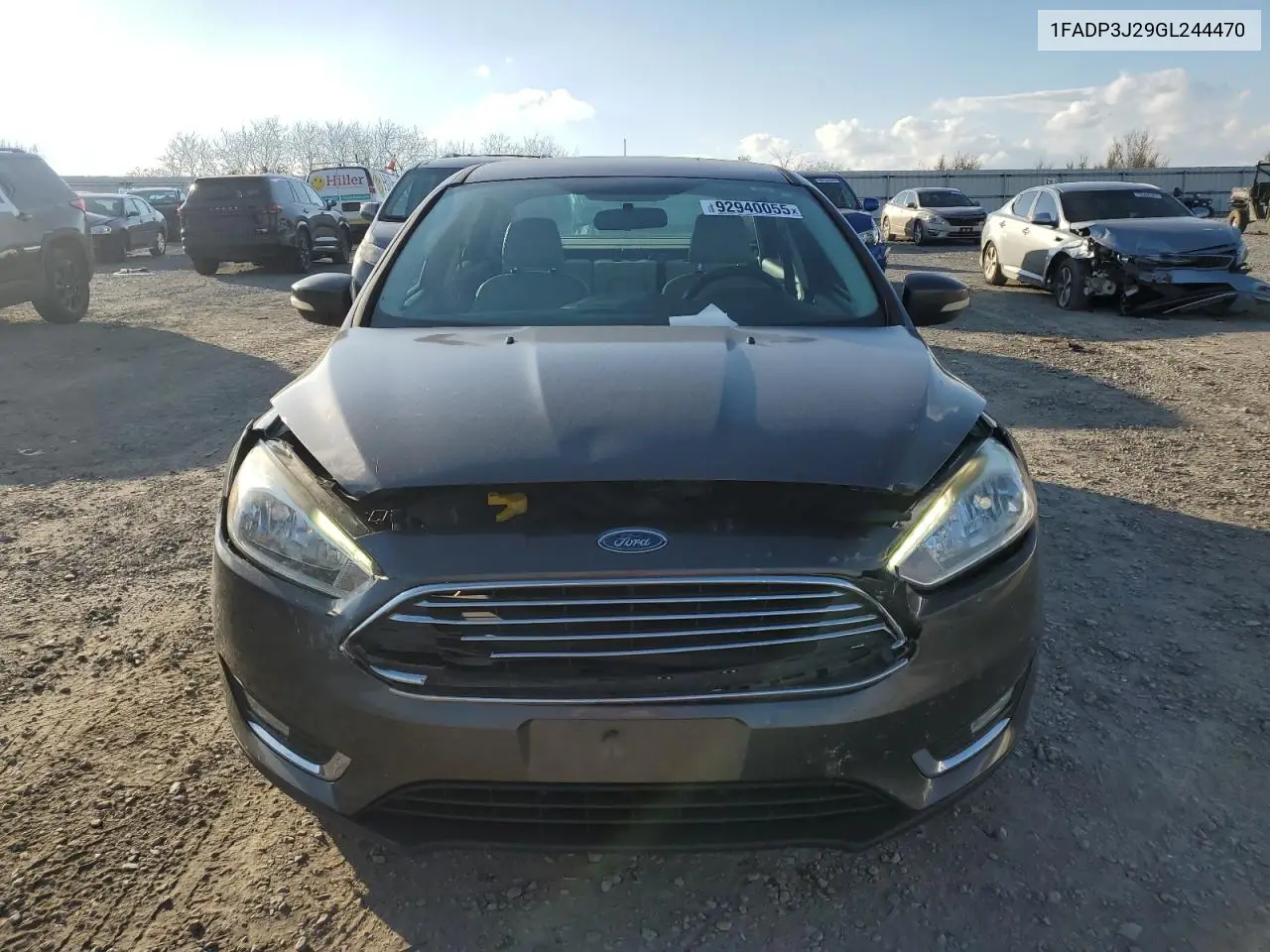 1FADP3J29GL244470 2016 Ford Focus Titanium