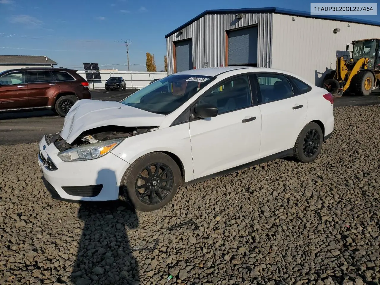 1FADP3E20GL227454 2016 Ford Focus S