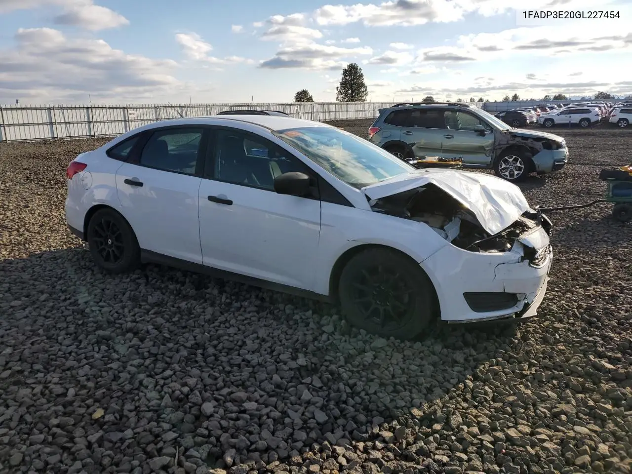 1FADP3E20GL227454 2016 Ford Focus S