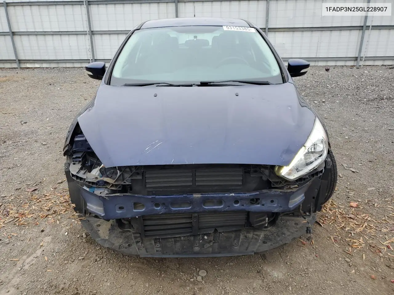 1FADP3N25GL228907 2016 Ford Focus Titanium
