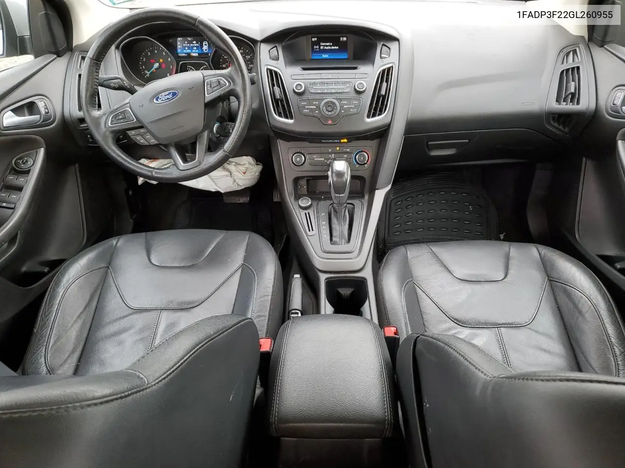 1FADP3F22GL260955 2016 Ford Focus Se