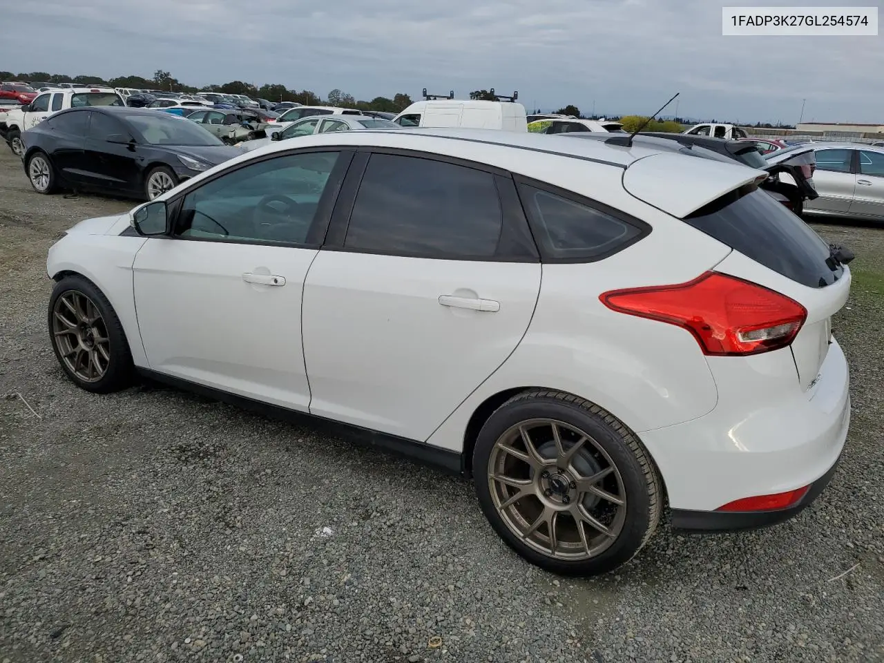 1FADP3K27GL254574 2016 Ford Focus Se