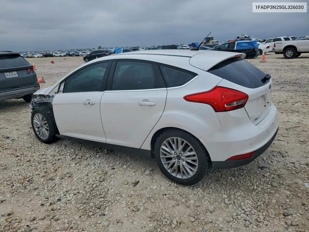 1FADP3N25GL326030 2016 Ford Focus Titanium