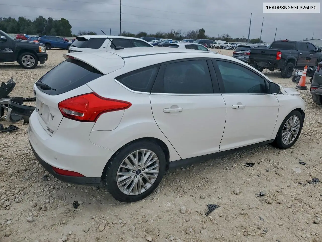 1FADP3N25GL326030 2016 Ford Focus Titanium
