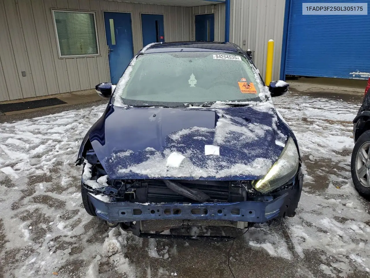 1FADP3F25GL305175 2016 Ford Focus Se
