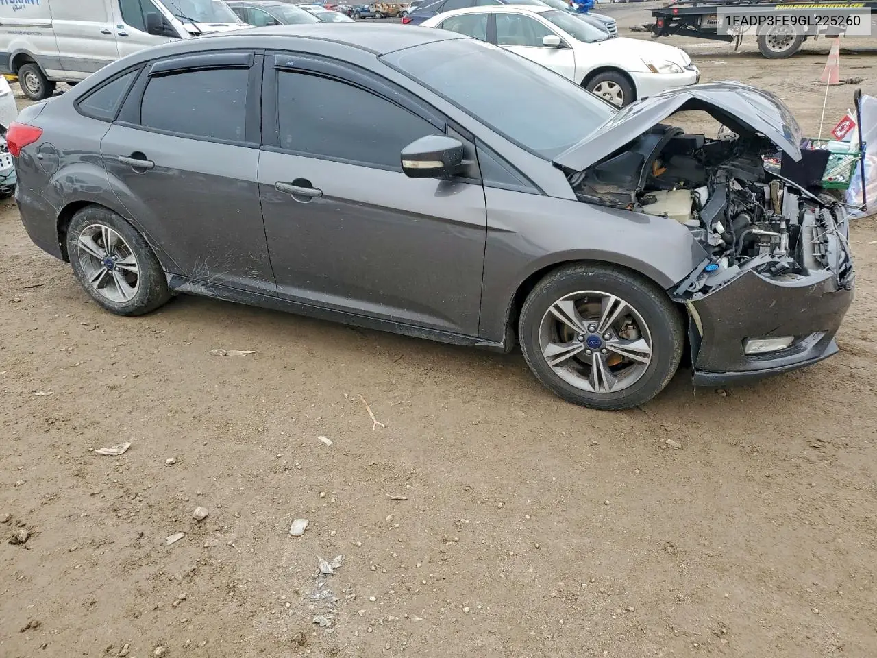 1FADP3FE9GL225260 2016 Ford Focus Se