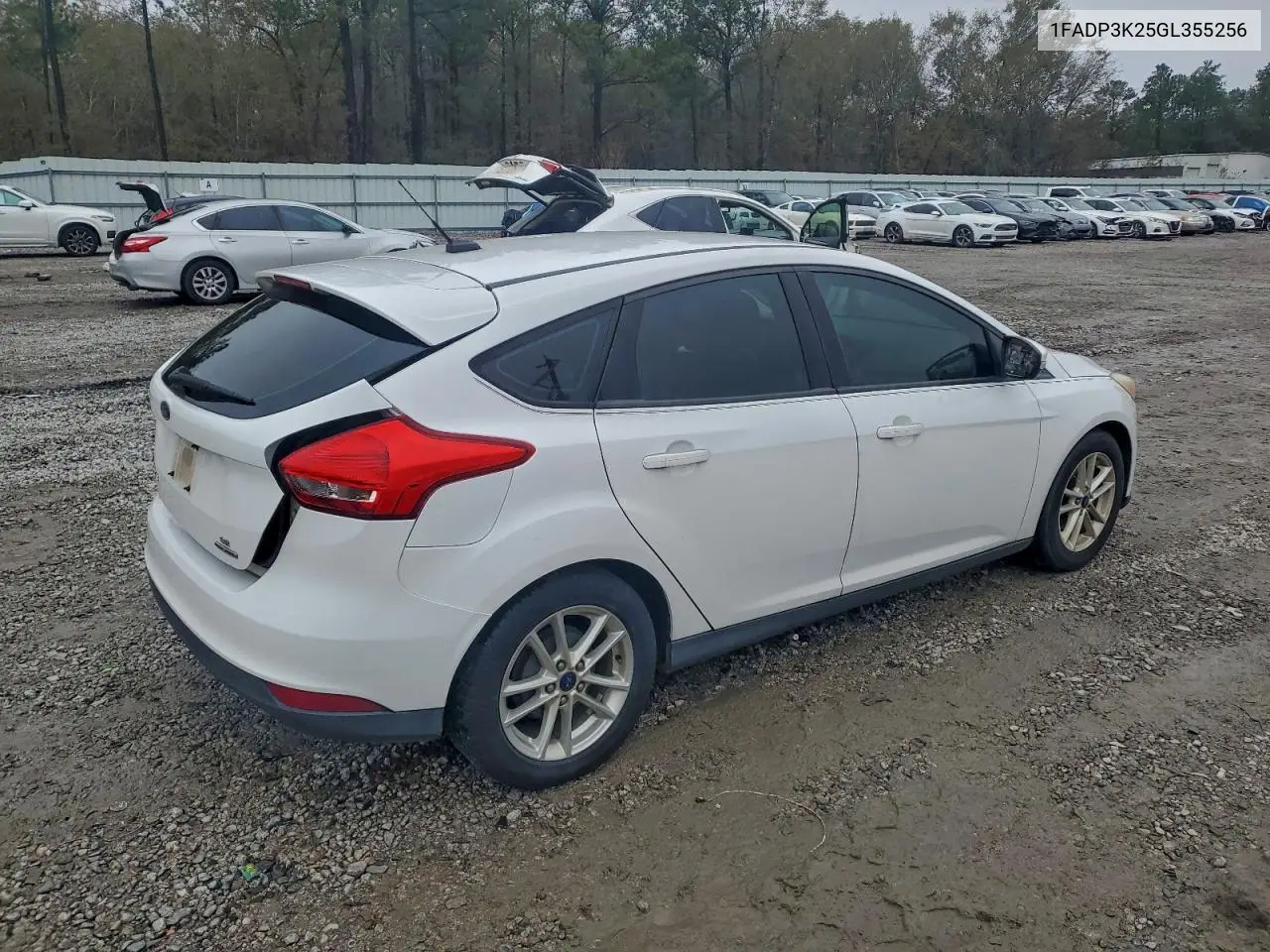 1FADP3K25GL355256 2016 Ford Focus Se
