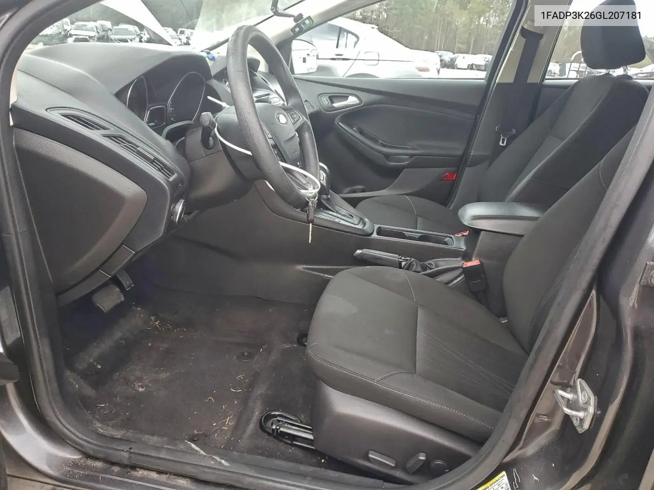 1FADP3K26GL207181 2016 Ford Focus Se