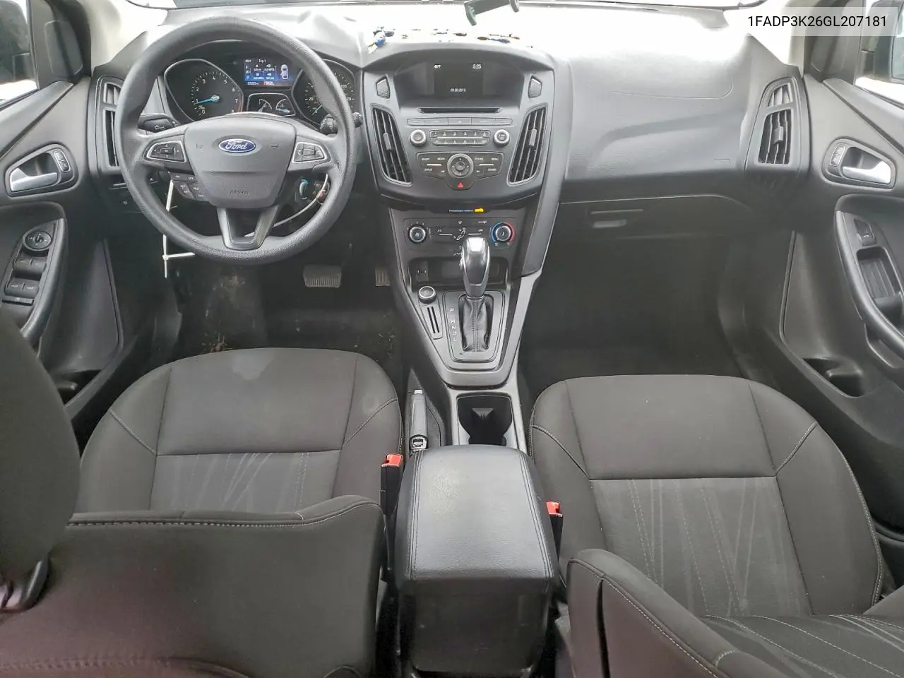 1FADP3K26GL207181 2016 Ford Focus Se