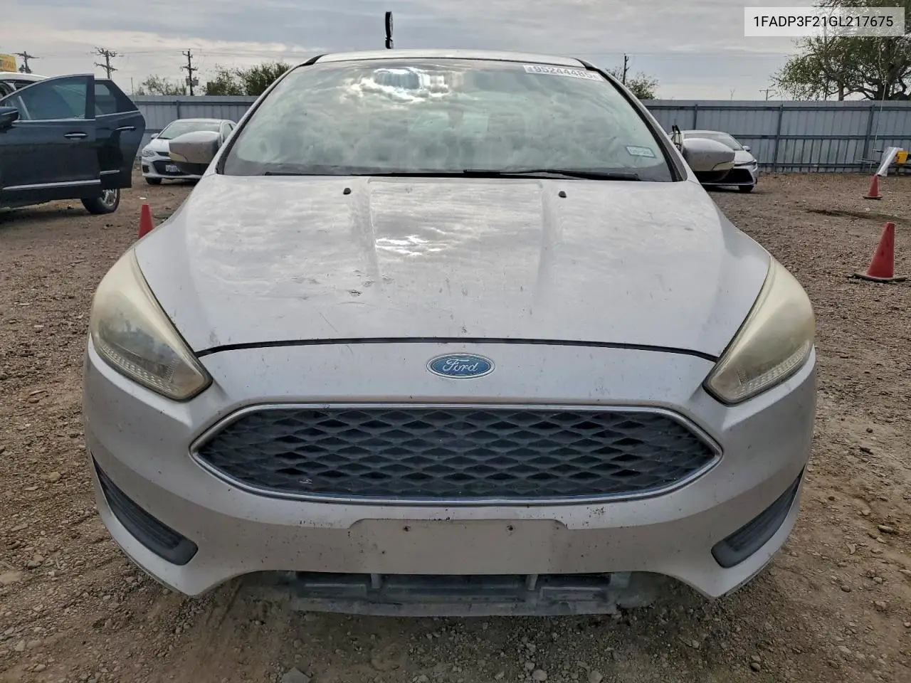 1FADP3F21GL217675 2016 Ford Focus Se