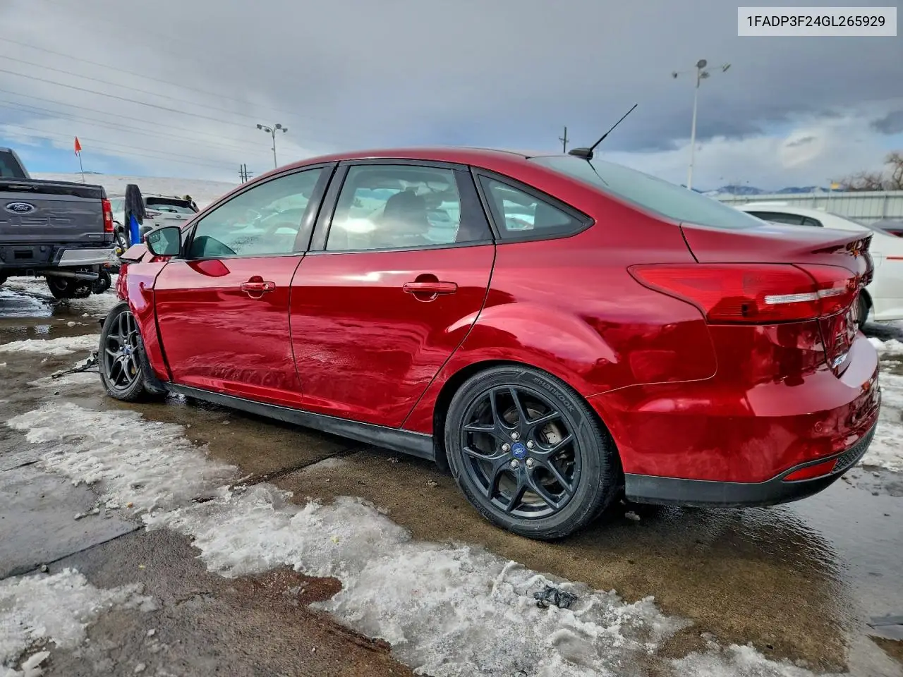 1FADP3F24GL265929 2016 Ford Focus Se