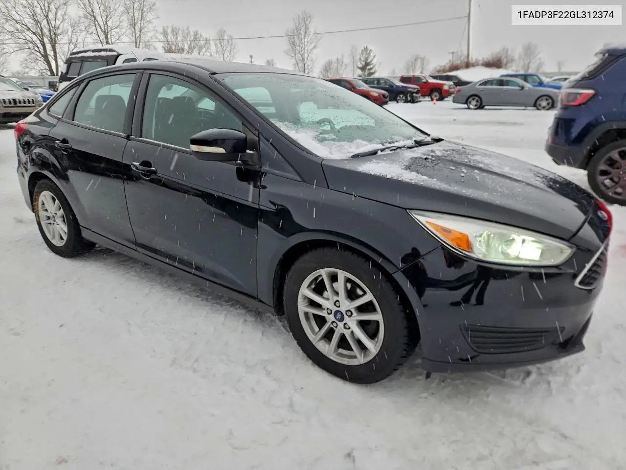 1FADP3F22GL312374 2016 Ford Focus Se