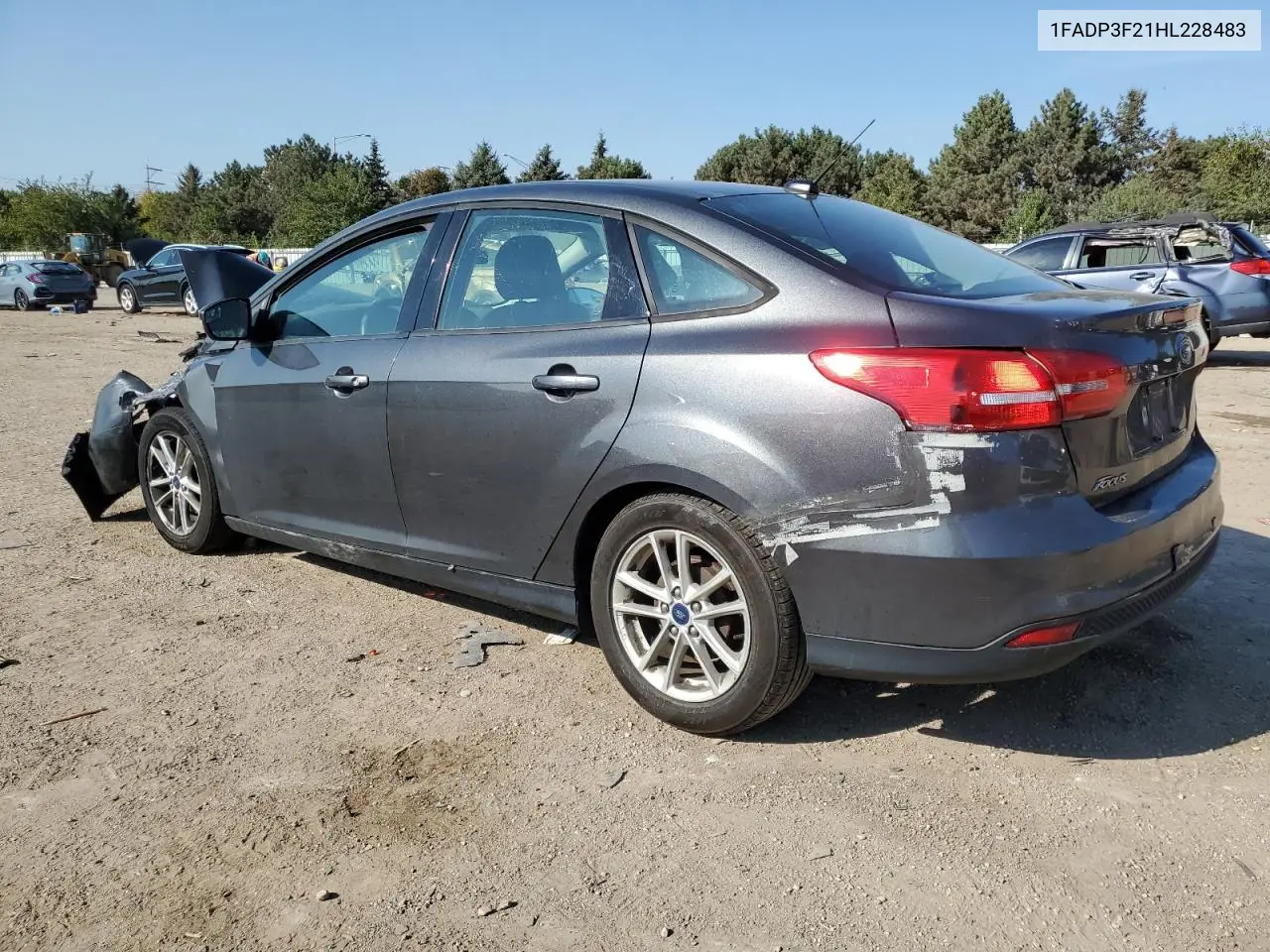 1FADP3F21HL228483 2017 Ford Focus Se